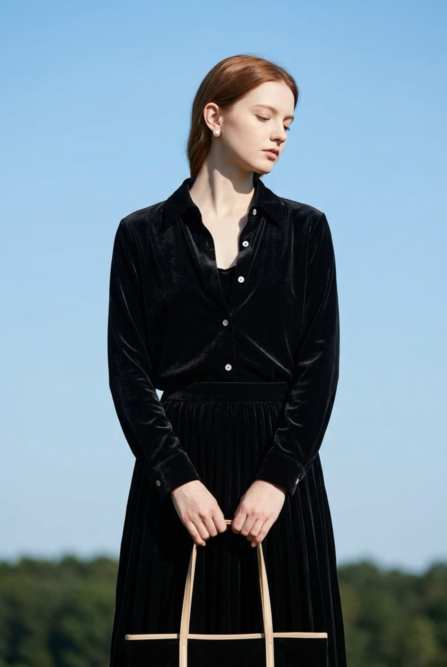 Ann Taylor Petites Velvet Button Up Shirt Size 8P Black
